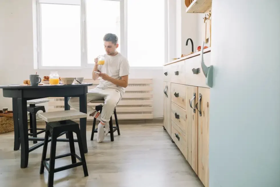 Remodelación de cocina con materiales y terminaciones