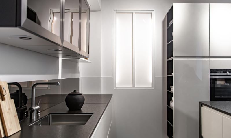 cocina_departamento_minimalista